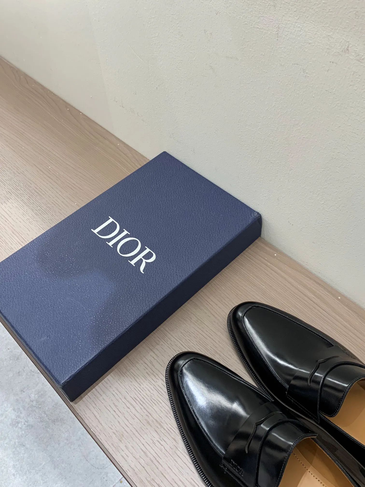 940💰 Dior high-end men's boutique casual leather shoes, imported cowhide upper, water-dyed cowhide lining, imported genuine leather outsole, perfect details, standard code 39-44 (38.45.46 customized, non-returnable and non-exchangeable),